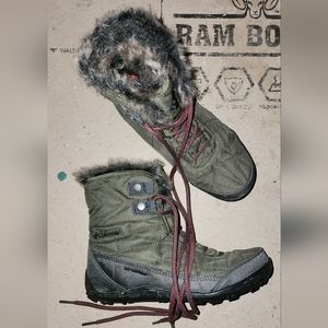 Columbia winter boots